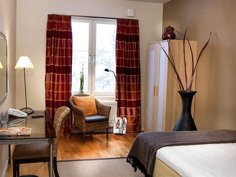 Maude'S Hotel Enskede Стокхолм Екстериор снимка