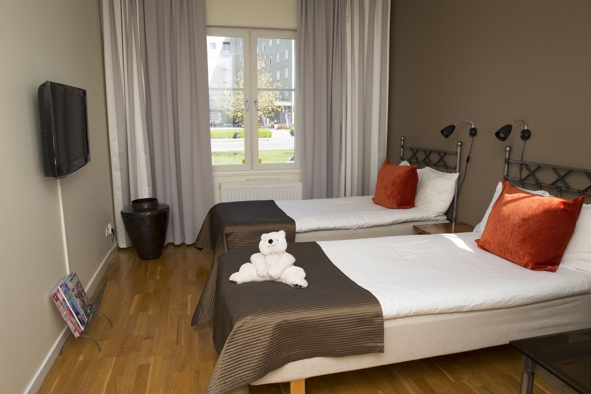 Maude'S Hotel Enskede Стокхолм Екстериор снимка