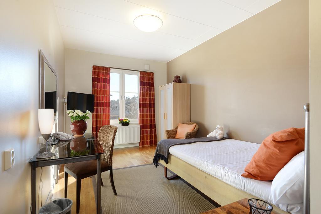 Maude'S Hotel Enskede Стокхолм Екстериор снимка