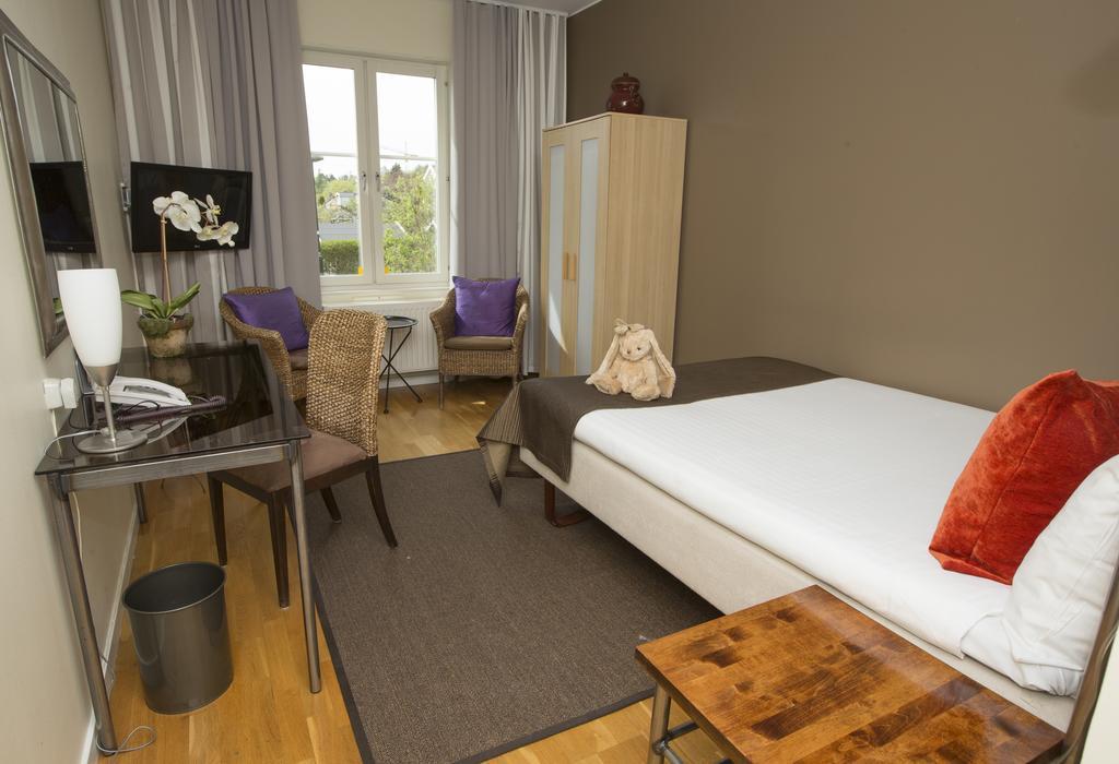 Maude'S Hotel Enskede Стокхолм Екстериор снимка