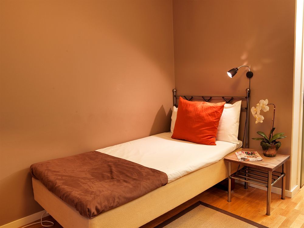 Maude'S Hotel Enskede Стокхолм Екстериор снимка