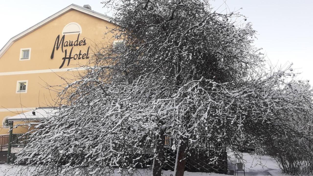Maude'S Hotel Enskede Стокхолм Екстериор снимка
